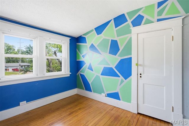 11165 Old Halls Ferry Road, St Louis, MO 63136