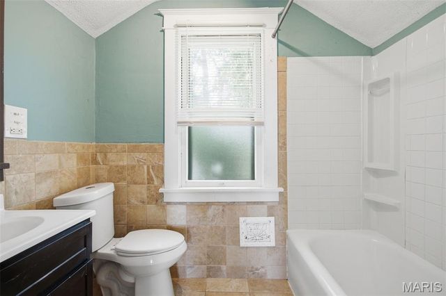 11165 Old Halls Ferry Road, St Louis, MO 63136