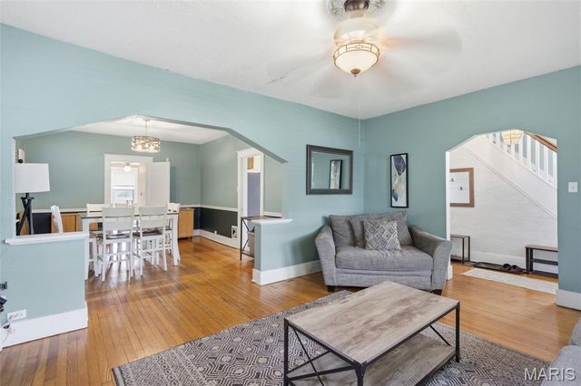 11165 Old Halls Ferry Road, St Louis, MO 63136