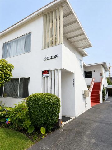 2316 S Carmelina, Los Angeles, CA 90064