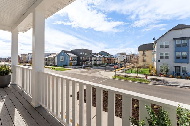 11349 S LAKE RUN RD, South Jordan, UT 84009