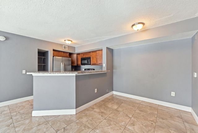 4041 San Marino Boulevard 105, West Palm Beach, FL 33409