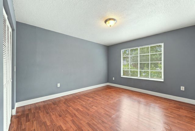 4041 San Marino Boulevard 105, West Palm Beach, FL 33409