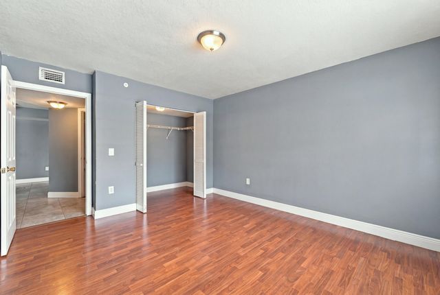 4041 San Marino Boulevard 105, West Palm Beach, FL 33409