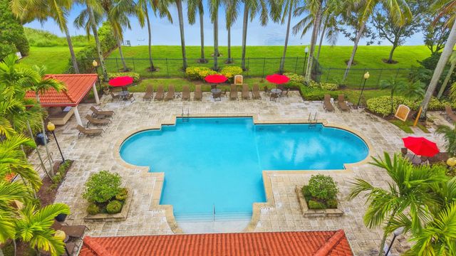 4041 San Marino Boulevard 105, West Palm Beach, FL 33409