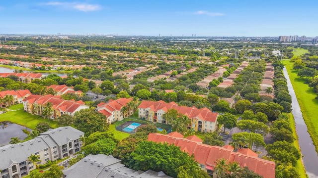 4041 San Marino Boulevard 105, West Palm Beach, FL 33409