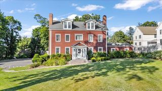 68 Nassau Road, Huntington, NY 11743