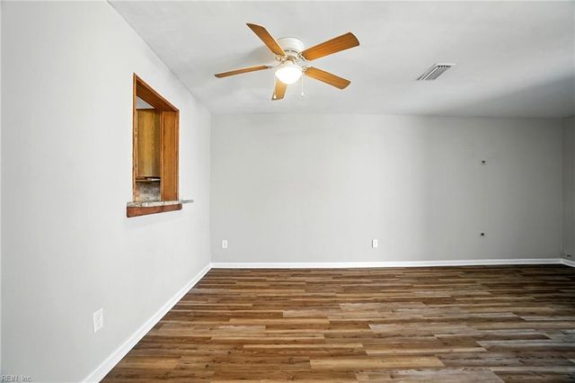 3919 Lantana PL, Virginia Beach, VA 23456