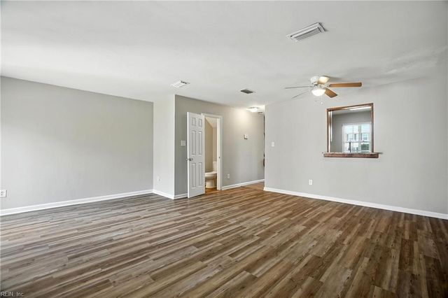 3919 Lantana PL, Virginia Beach, VA 23456