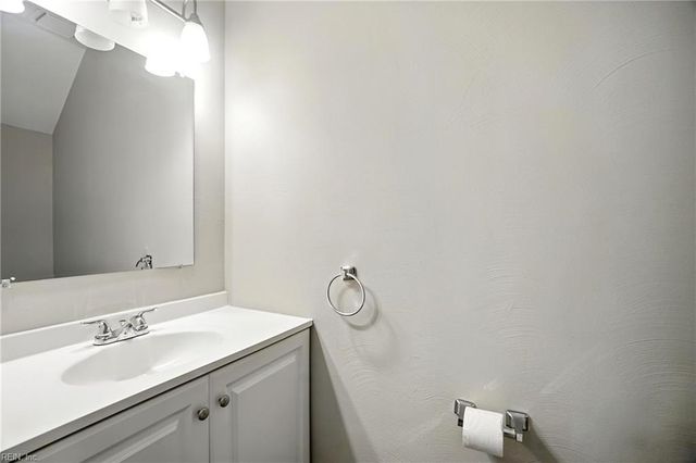 3919 Lantana PL, Virginia Beach, VA 23456