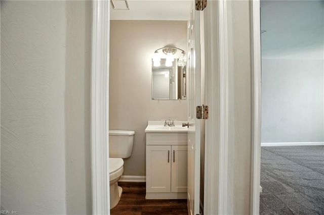 3919 Lantana PL, Virginia Beach, VA 23456
