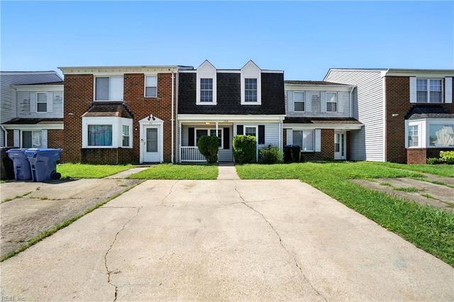 3919 Lantana PL, Virginia Beach, VA 23456