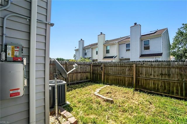 3919 Lantana PL, Virginia Beach, VA 23456