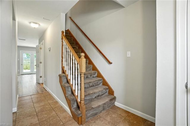 3919 Lantana PL, Virginia Beach, VA 23456