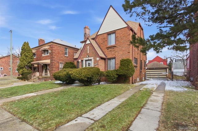 17206 Snowden Street, Detroit, MI 48235