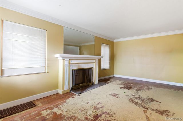 17206 Snowden Street, Detroit, MI 48235