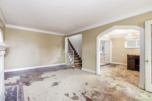 17206 Snowden Street, Detroit, MI 48235