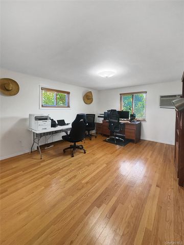 94 Massapequa Avenue, Massapequa, NY 11758