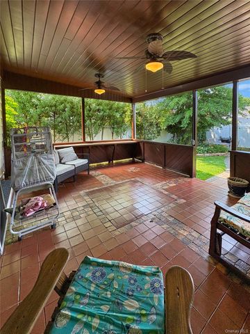 94 Massapequa Avenue, Massapequa, NY 11758