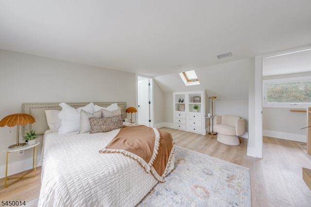 36 Minton Ave, Chatham Boro, NJ 07928
