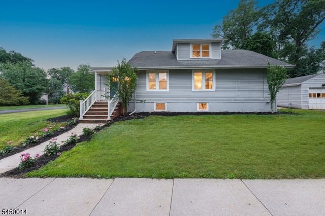 36 Minton Ave, Chatham Boro, NJ 07928
