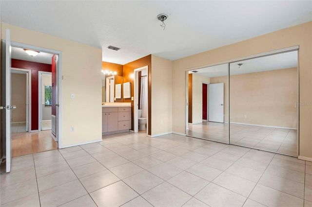 5002 PENNSBURY DRIVE, Tampa, FL 33624