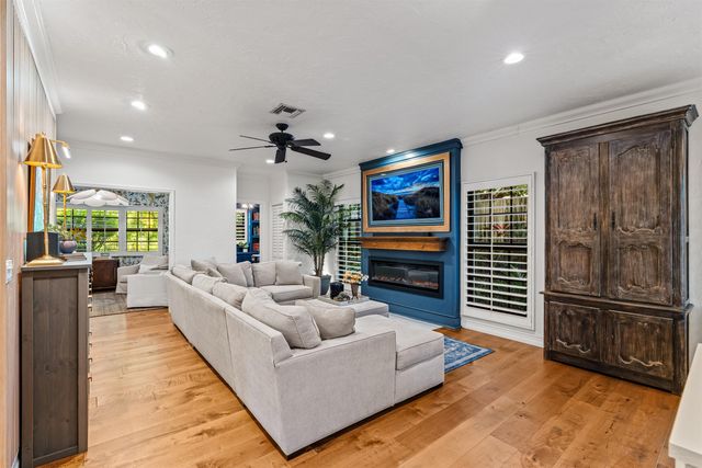 504 NE 8th Avenue, Delray Beach, FL 33483