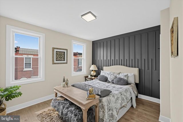 831 LIVINGSTON ST, Philadelphia, PA 19125