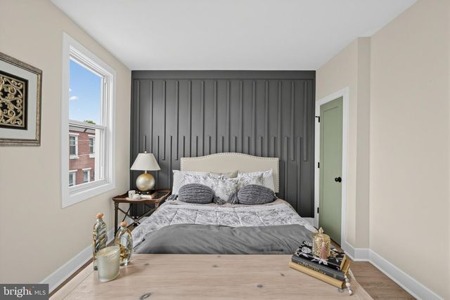 831 LIVINGSTON ST, Philadelphia, PA 19125