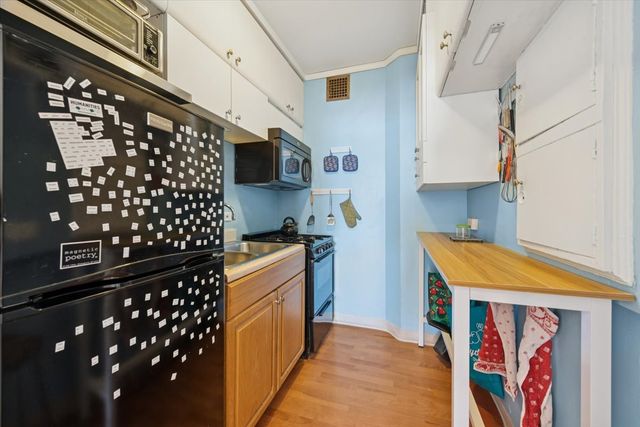 5555 N Sheridan Road 1716, Chicago, IL 60640