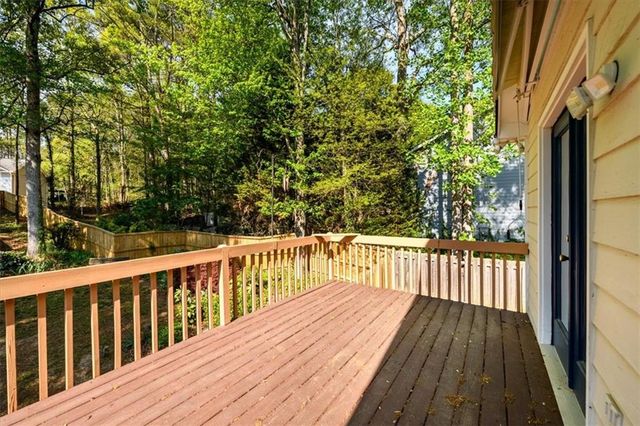 555 Heritage Woods Drive NE, Dacula, GA 30019