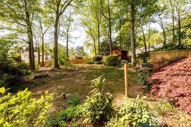 555 Heritage Woods Drive NE, Dacula, GA 30019