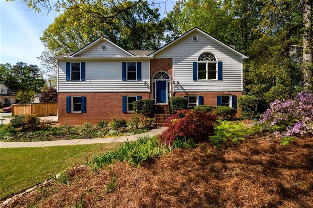 555 Heritage Woods Drive NE, Dacula, GA 30019