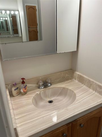 180 Cypress Club Dr 814, Pompano Beach, FL 33060