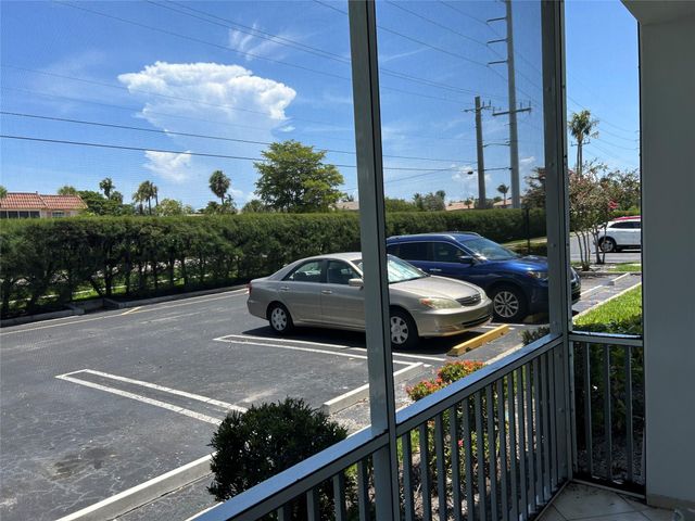 180 Cypress Club Dr 814, Pompano Beach, FL 33060