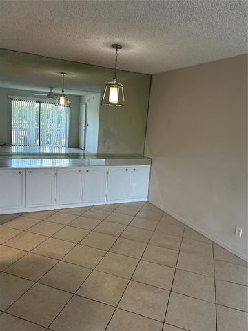 180 Cypress Club Dr 814, Pompano Beach, FL 33060