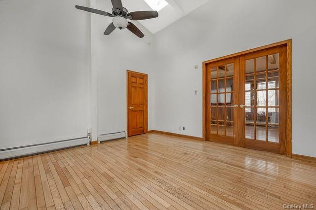 356 Oakleigh Avenue 17, Calverton, NY 11933