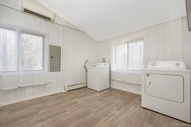 356 Oakleigh Avenue 17, Calverton, NY 11933