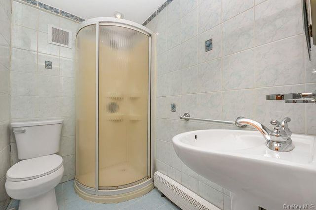 356 Oakleigh Avenue 17, Calverton, NY 11933