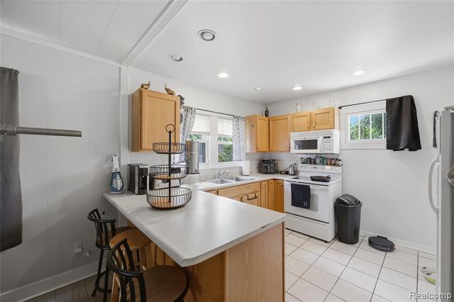1630 Gordon Street, Port Huron, MI 48060