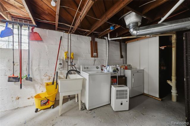 1630 Gordon Street, Port Huron, MI 48060