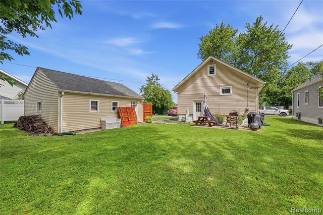 1630 Gordon Street, Port Huron, MI 48060