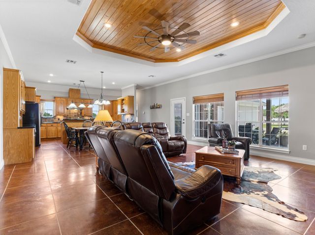 10630 Brinkmeyer Road, Needville, TX 77461