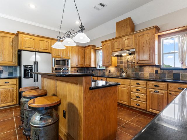 10630 Brinkmeyer Road, Needville, TX 77461