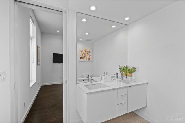 1514 Race Street, Cincinnati, OH 45202