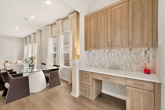 1008 Summer GLN, Georgetown, TX 78628