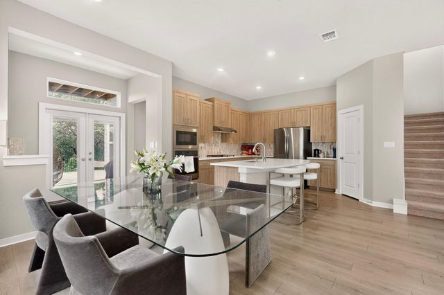 1008 Summer GLN, Georgetown, TX 78628