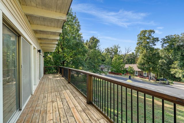 2016 LOVEJOY LN, Columbia, MO 65202