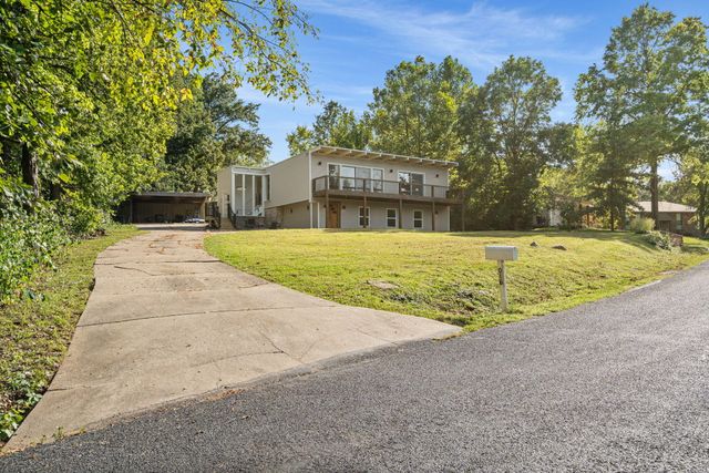 2016 LOVEJOY LN, Columbia, MO 65202