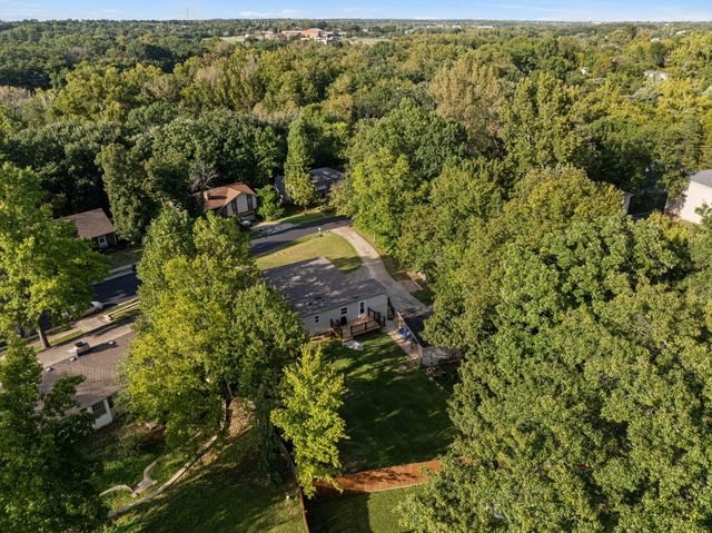 2016 LOVEJOY LN, Columbia, MO 65202